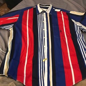 Men’s Nautica shirt